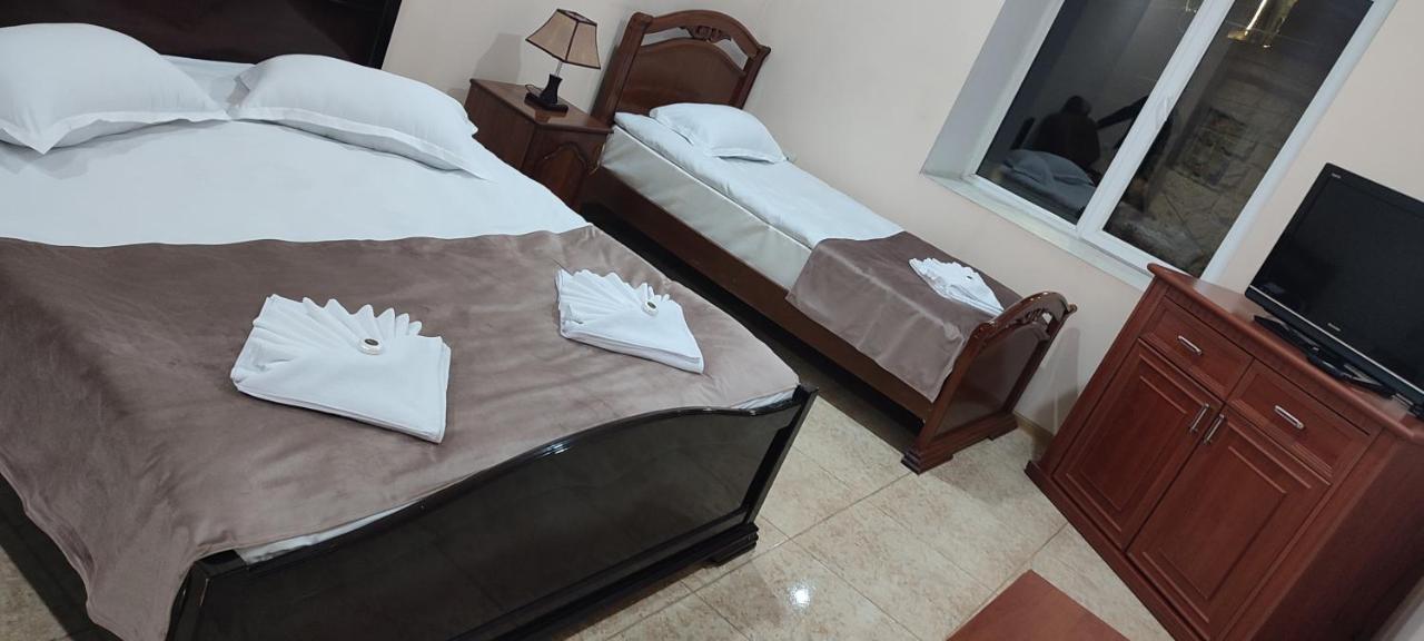 Sweet Home Hotel Meghri Zewnętrze zdjęcie